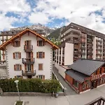 Paccard: Le Lutetia * Chamonix